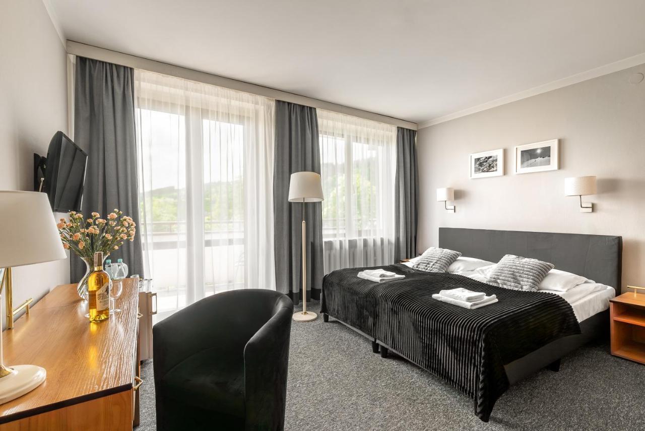 Hotel Helios 300M Od Krupowek Nowy Basen Od 12 Lipca Zakopane Bagian luar foto