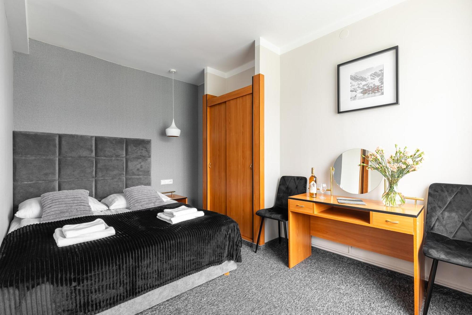 Hotel Helios 300M Od Krupowek Nowy Basen Od 12 Lipca Zakopane Bagian luar foto