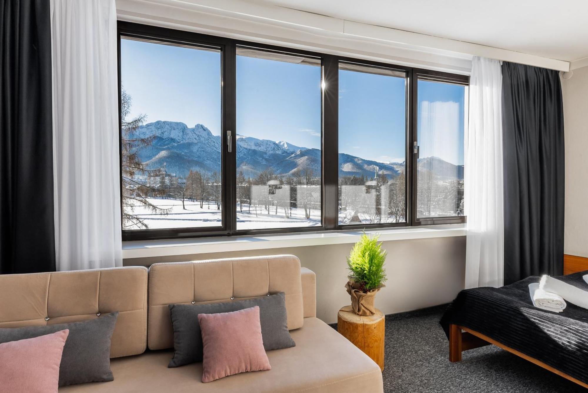 Hotel Helios 300M Od Krupowek Nowy Basen Od 12 Lipca Zakopane Bagian luar foto